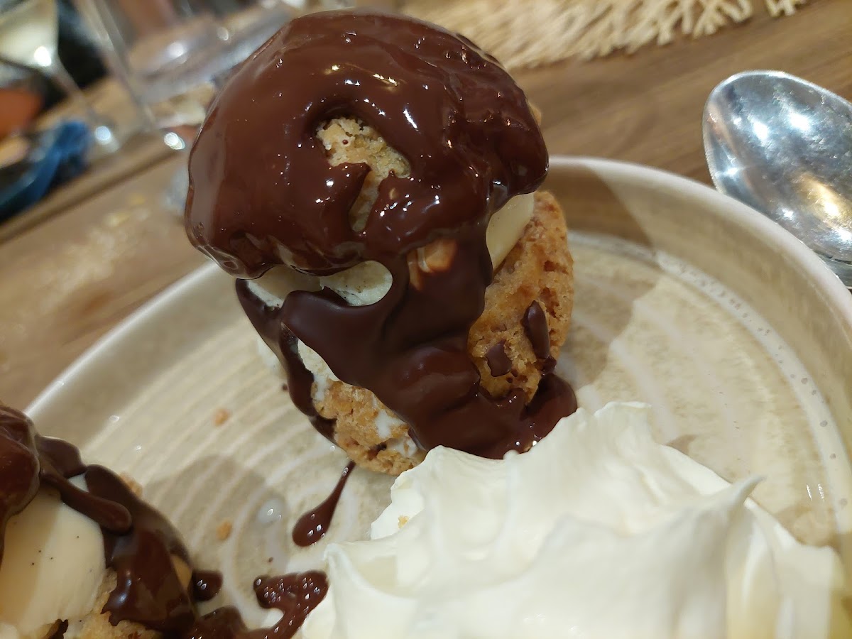 Le Bouillon Des Gourmets-8